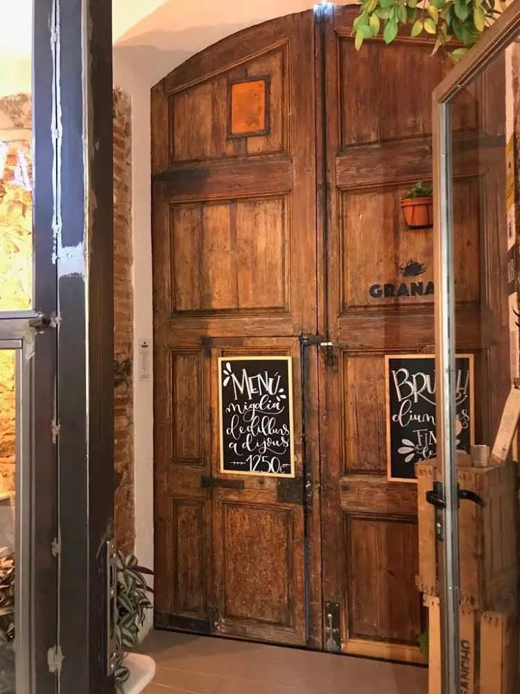Granatt Bar