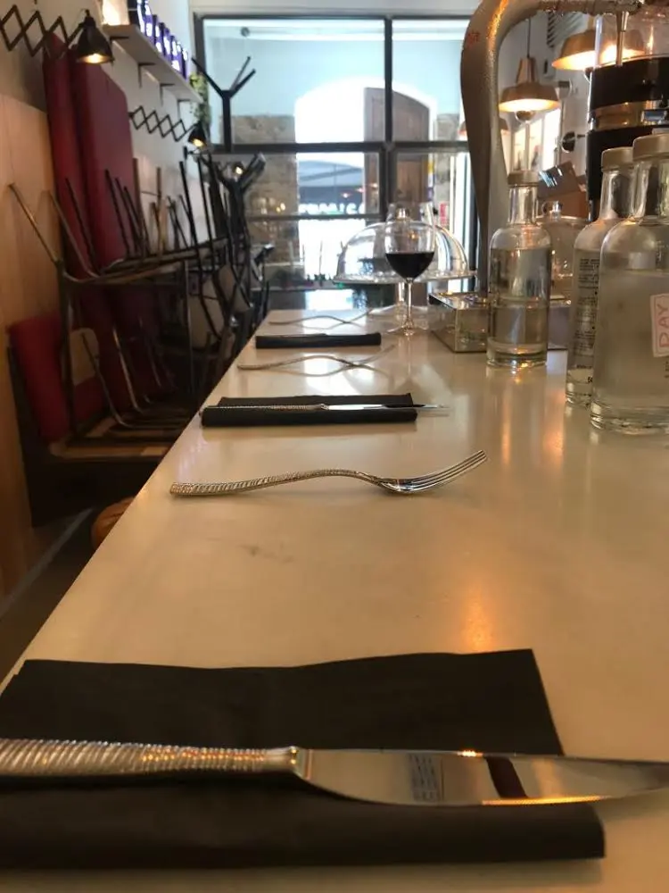 Granatt Bar